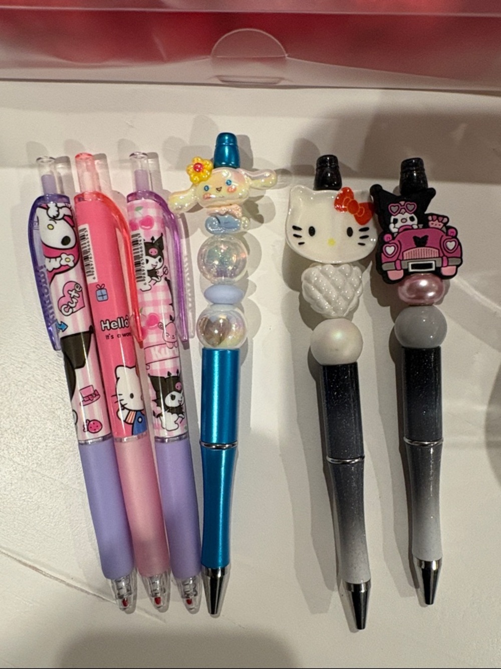 Hello Kitty Kids Red Gingham Spa Headband, tumbler and pens - Picture 2 of 3